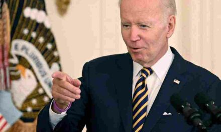 433 milliards pour le climat et la santé: les chiffres clés du plan choc de Joe Biden promulgué mardi