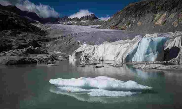 Suisse: un col enseveli sous la glace depuis plus de 2.000 ans refait surface.